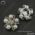 2013 fashionable brooches rhinestone pearl brooch for clothing